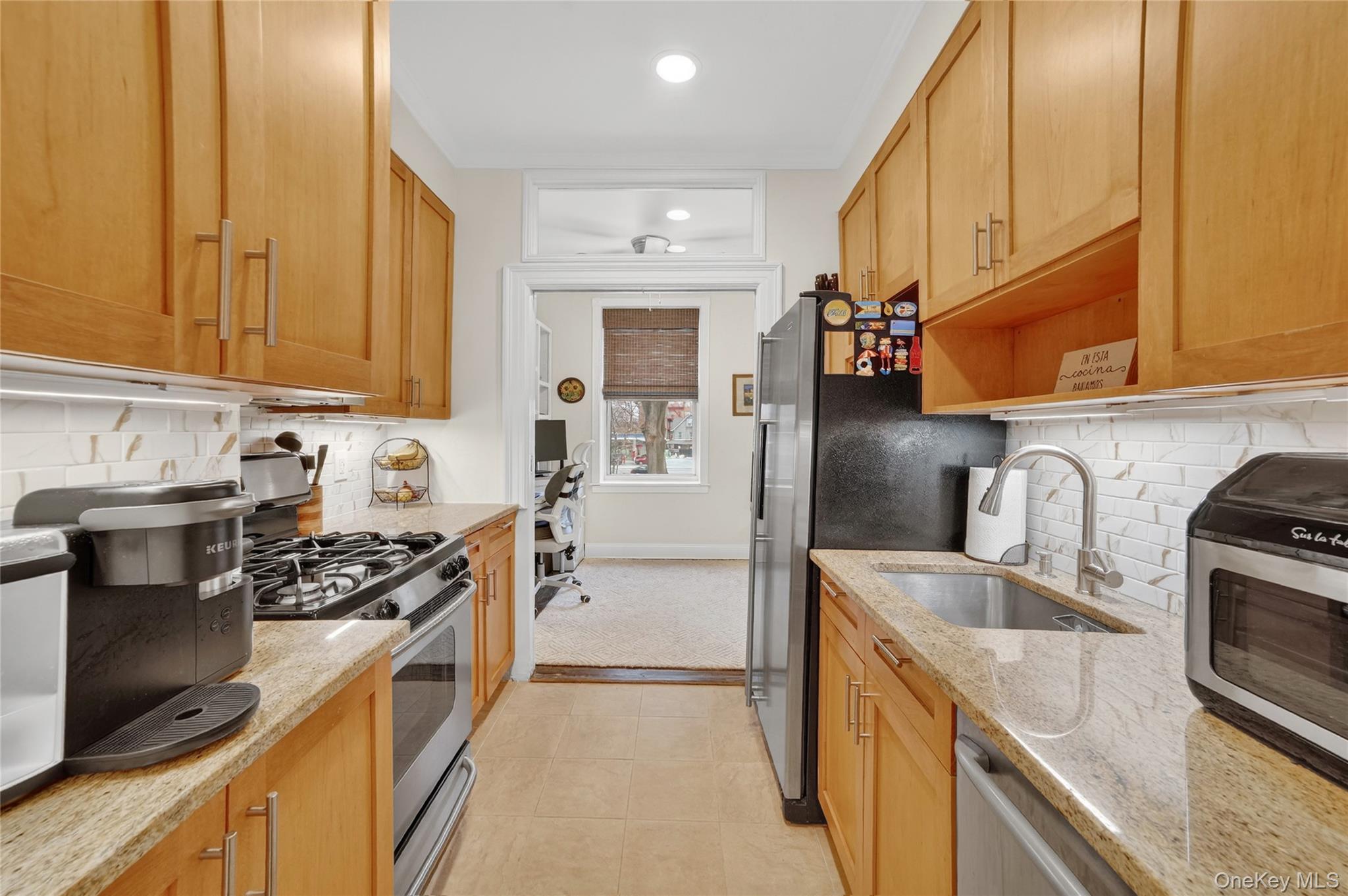 #4 photo, 445 Gramatan Avenue, Mount Vernon , NY 10552