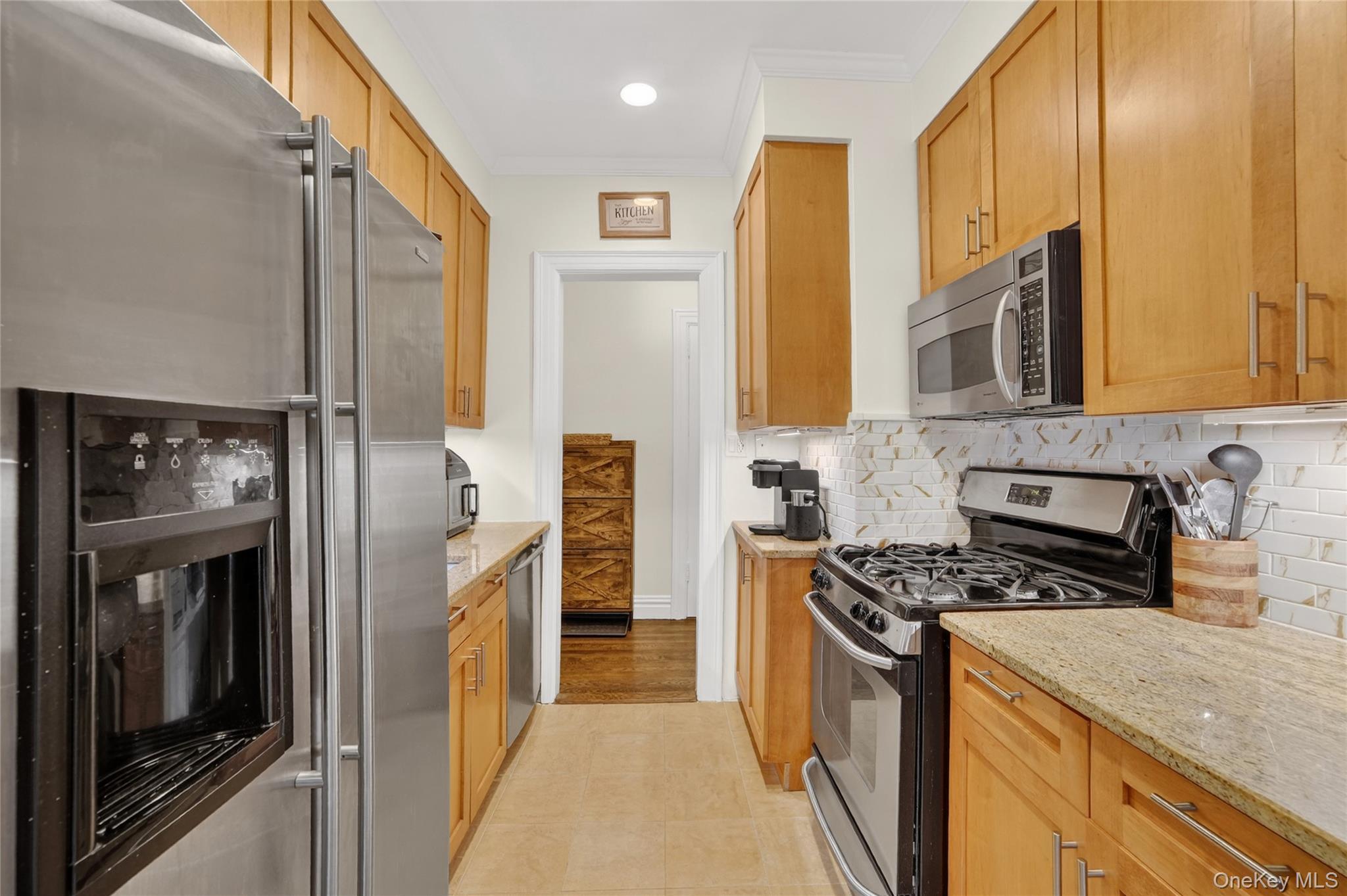 #5 photo, 445 Gramatan Avenue, Mount Vernon , NY 10552