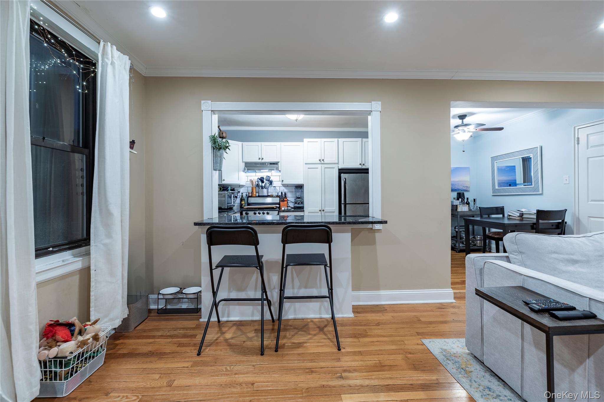 #7 photo, 1 Jefferson Avenue, Rockville Centre , NY 11570