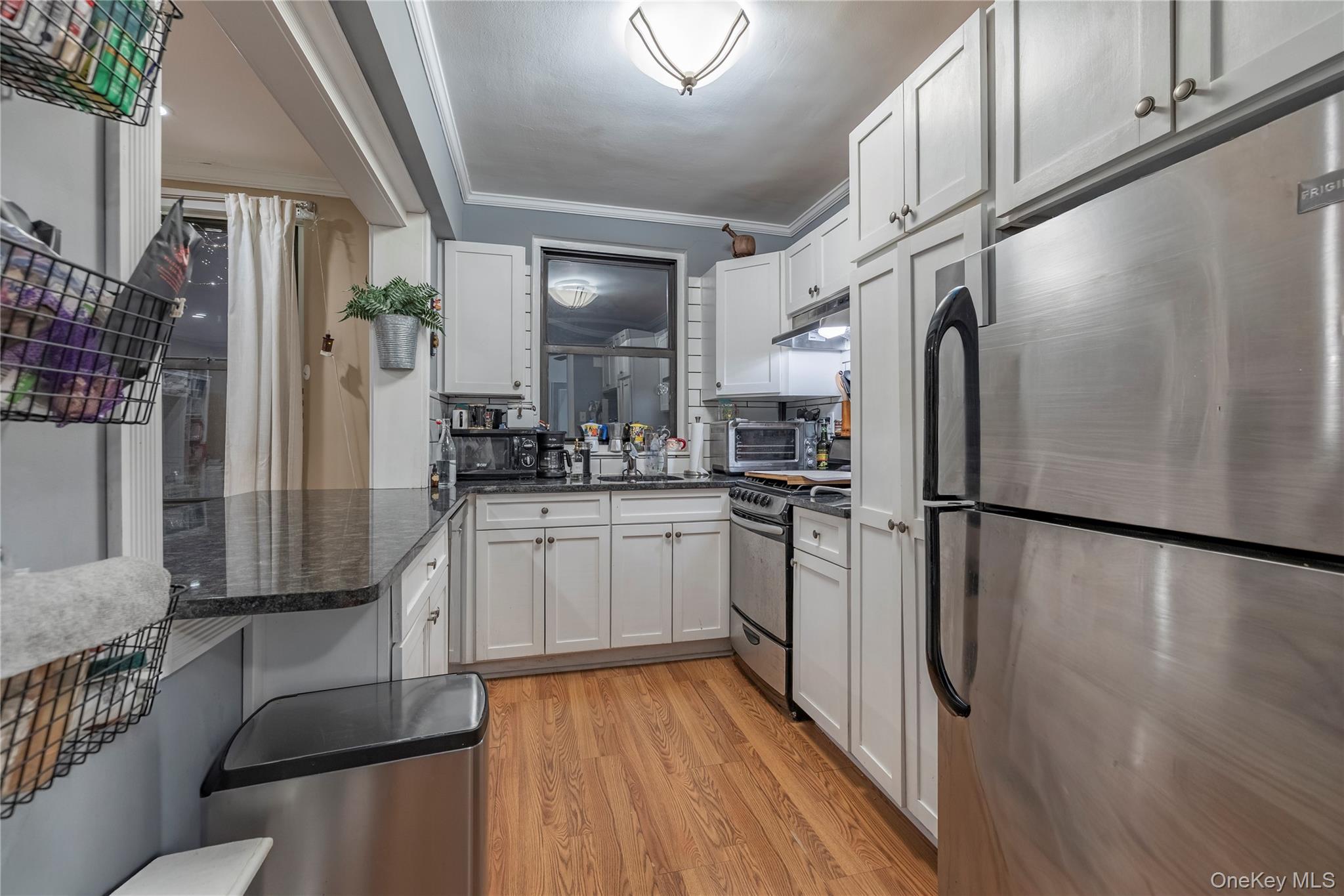 #8 photo, 1 Jefferson Avenue, Rockville Centre , NY 11570