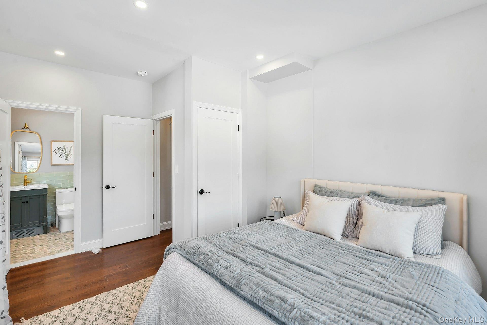 #16 photo, 235 Cemetery Road, East Marion , NY 11939