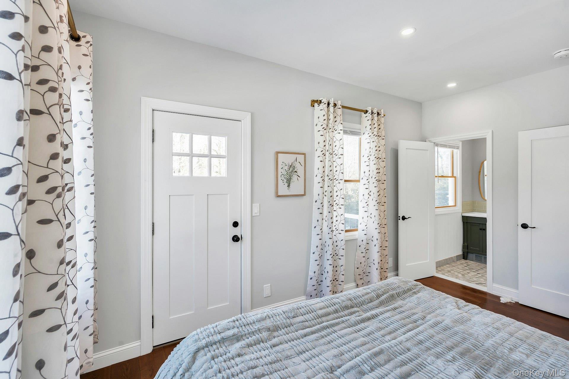 #17 photo, 235 Cemetery Road, East Marion , NY 11939