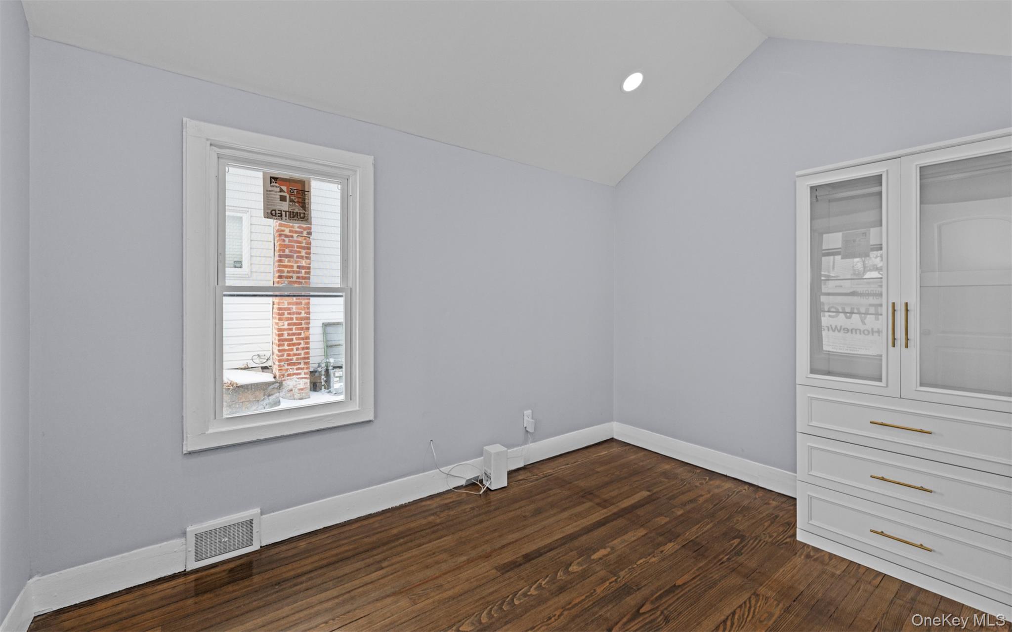 #12 photo, 61 Eastview Road, Ronkonkoma , NY 11779