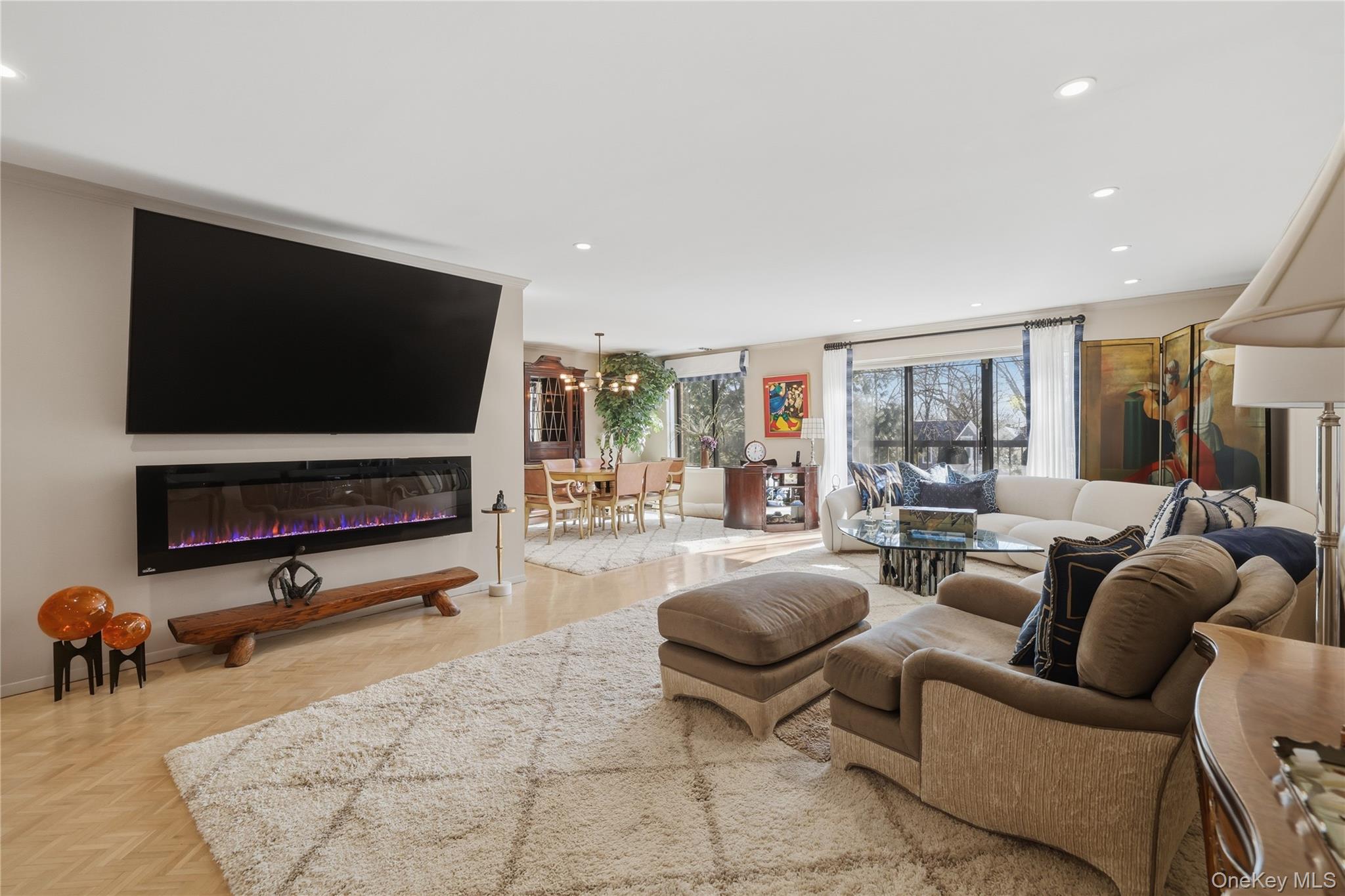 #4 photo, 99 S Park Avenue, Rockville Centre , NY 11570