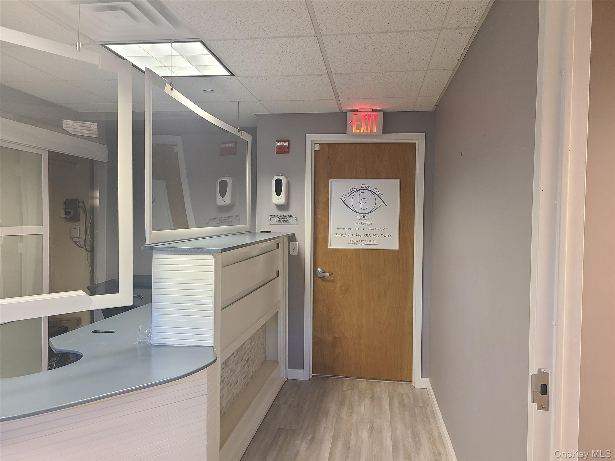 #10 photo, 214 Wall Street, Huntington , NY 11743