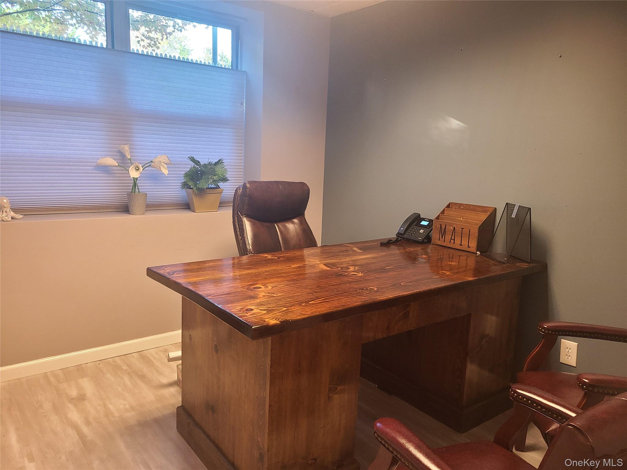 #18 photo, 214 Wall Street, Huntington , NY 11743