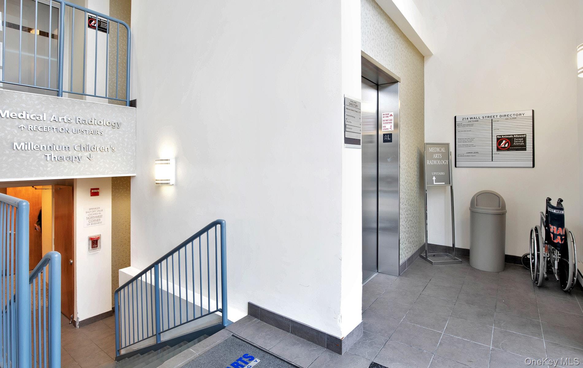 #4 photo, 214 Wall Street, Huntington , NY 11743