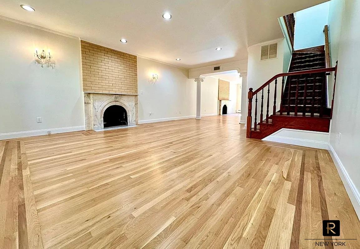 #3 photo, 220 E 30th Street, 맨해튼 Kips Bay , NY 10016