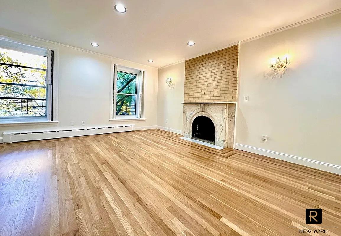 #6 photo, 220 E 30th Street, 맨해튼 Kips Bay , NY 10016