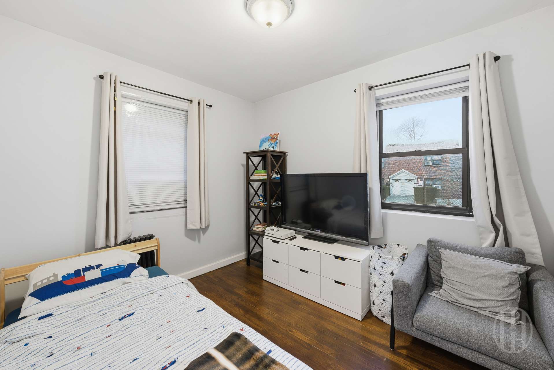 #5 photo, 144-46 77th Road, קווינס Flushing , NY 11367