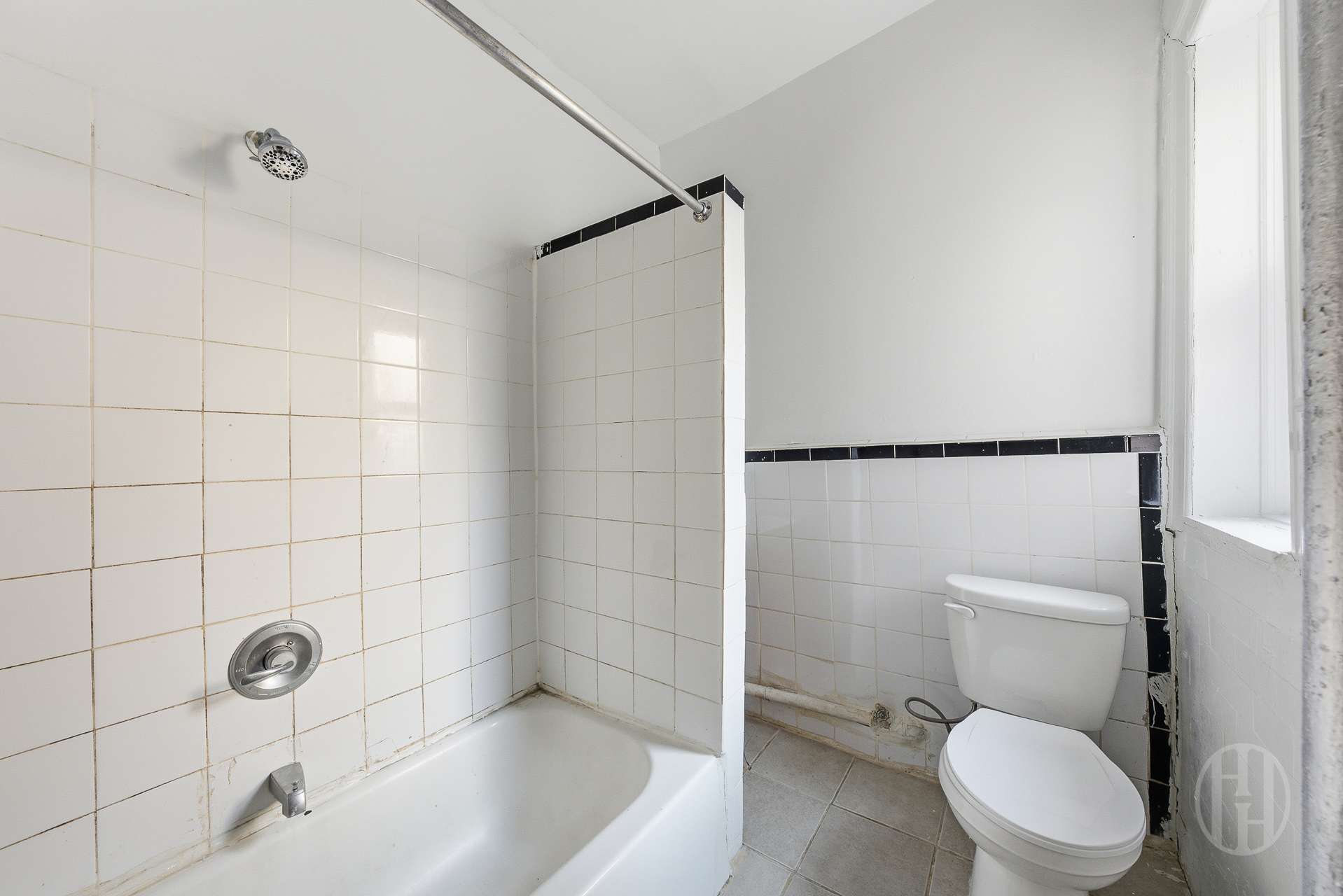 #10 photo, 29 E 17th Street, Prospect Park South , NY 11226