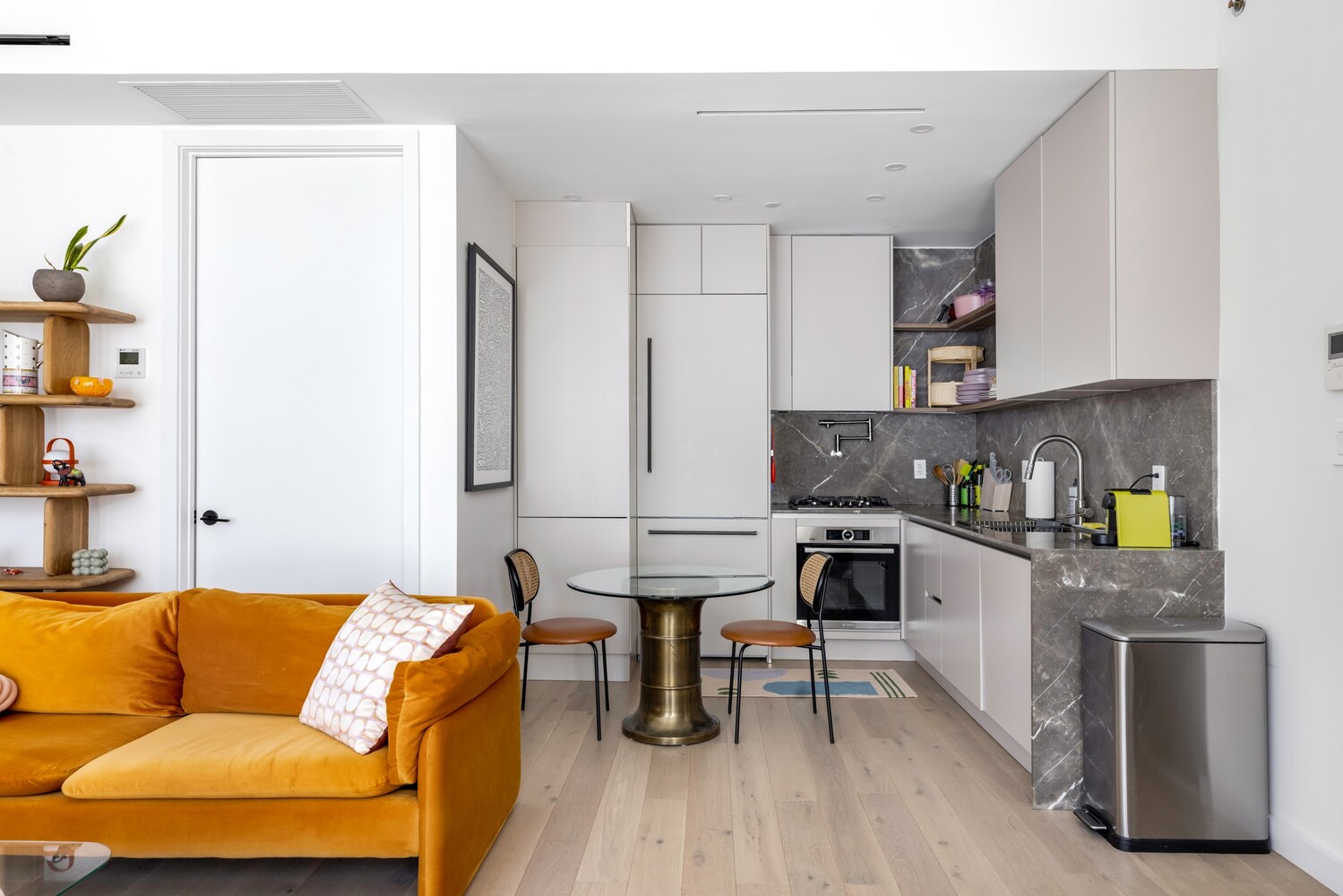 #5 photo, 373 PALMETTO Street, Bushwick , NY 11237