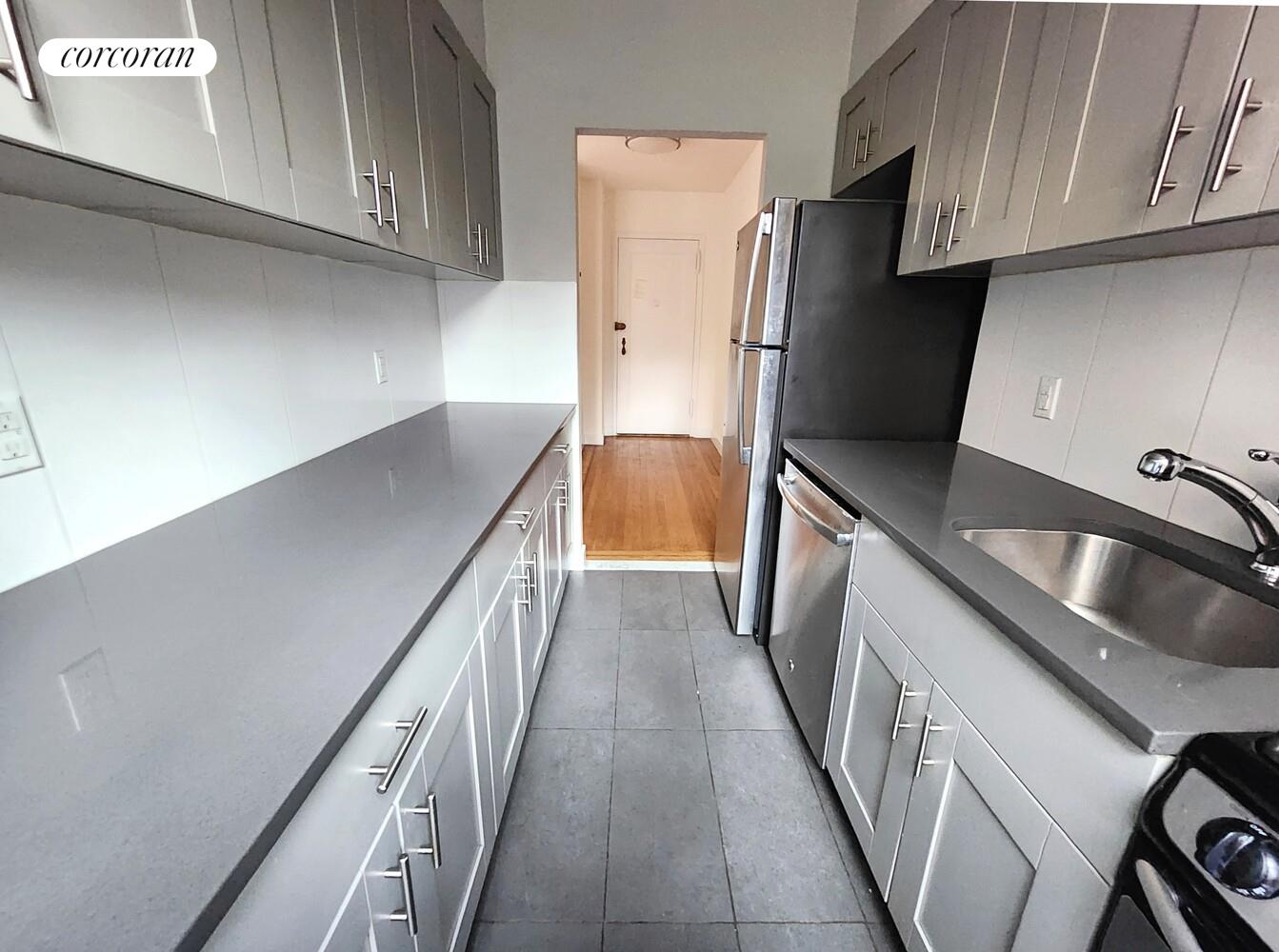 #2 photo, 5400 FIELDSTON Road, North Riverdale , NY 10471