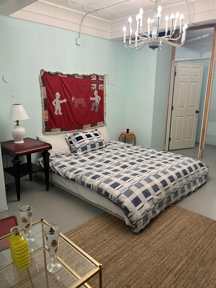 #11 photo, 431 E 6TH Street, East Village , NY 10009