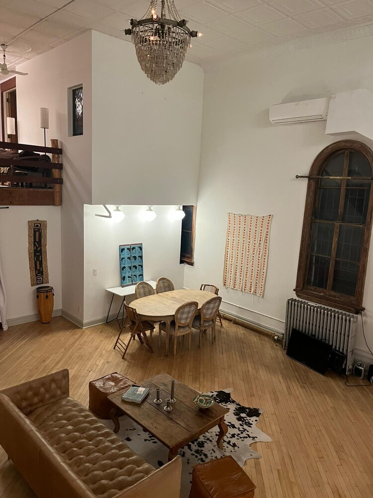 #2 photo, 431 E 6TH Street, East Village , NY 10009