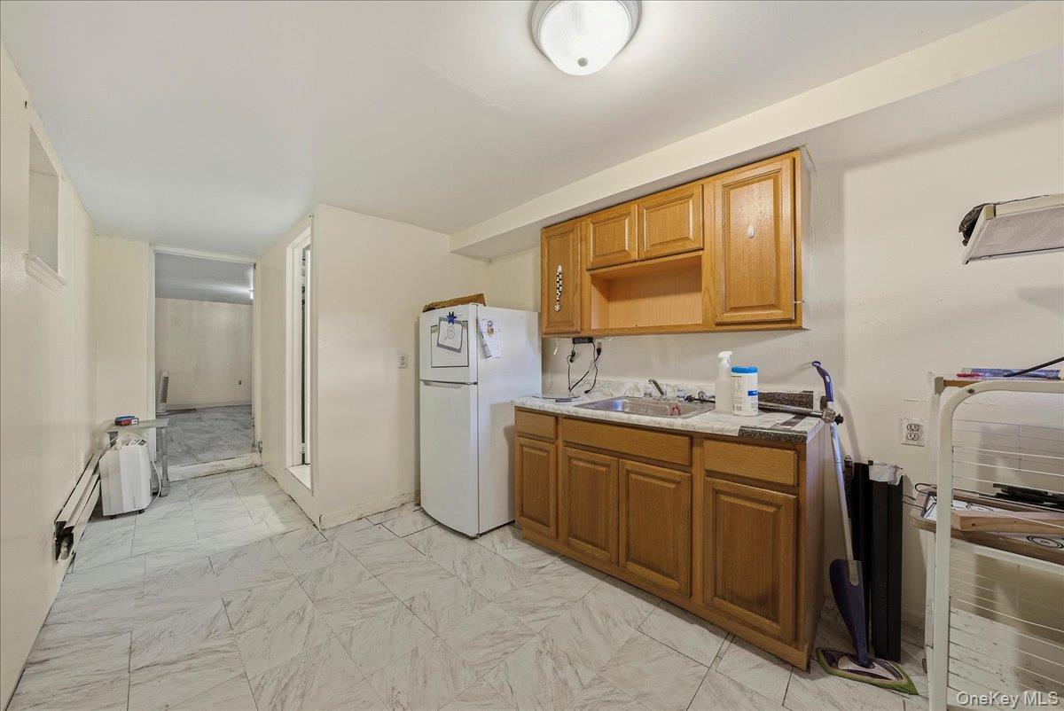 #17 photo, 3310 Bouck Avenue, Bronx , NY 10469