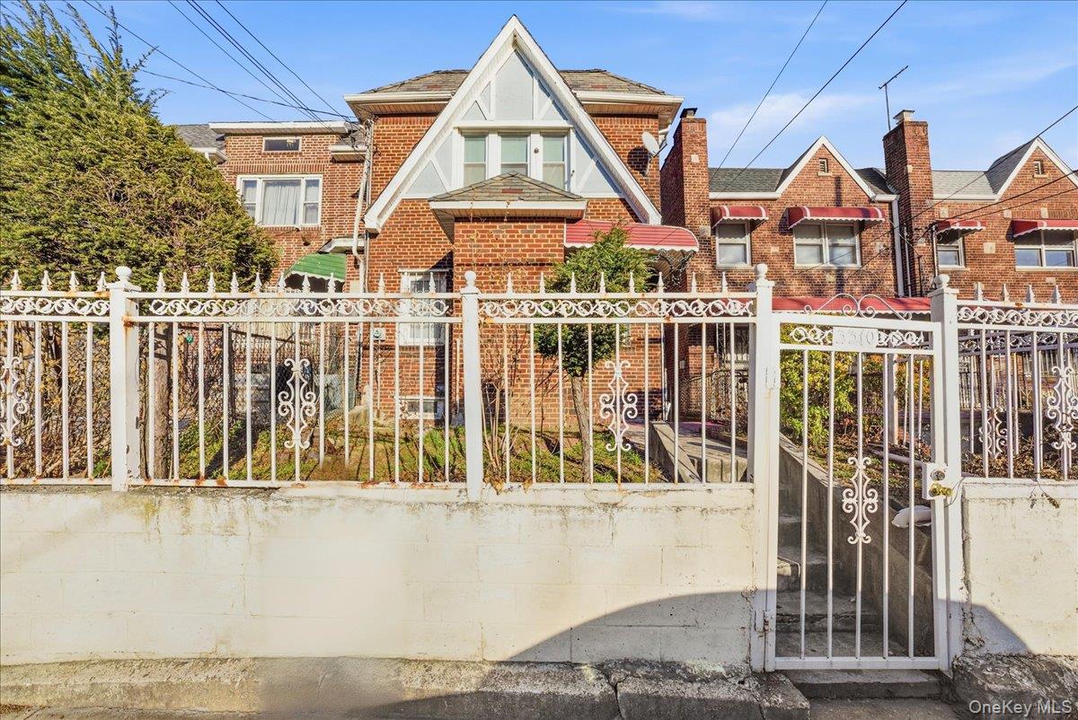 #2 photo, 3310 Bouck Avenue, Bronx , NY 10469