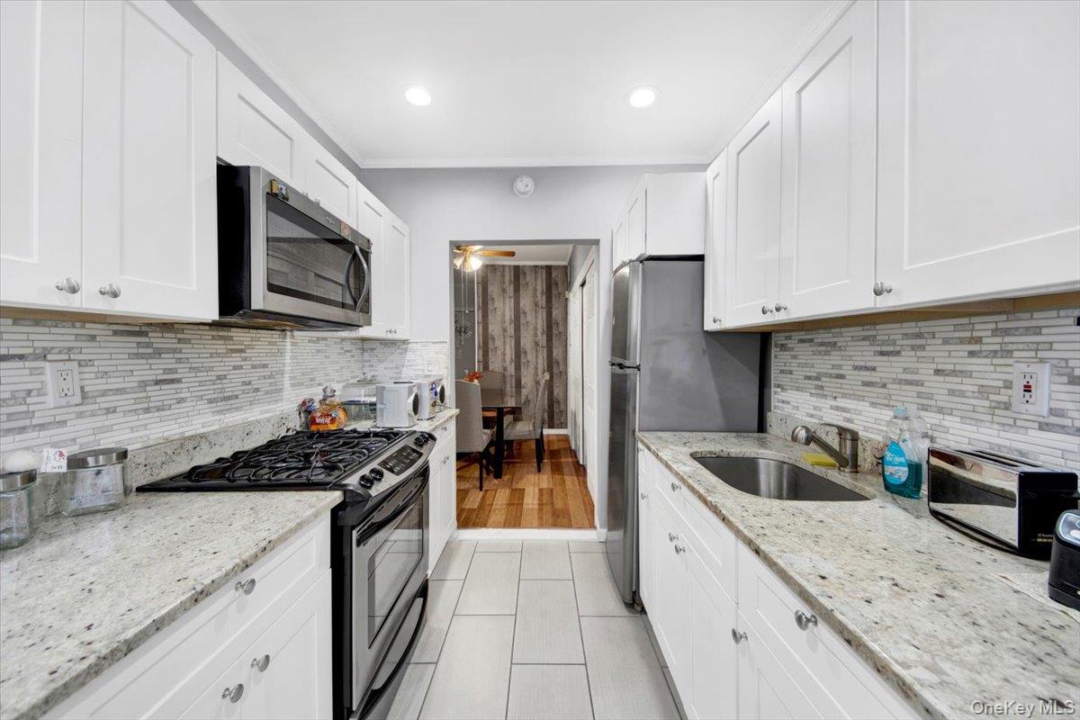 #16 photo, 2925 Matthews Avenue, Bronx , NY 10467