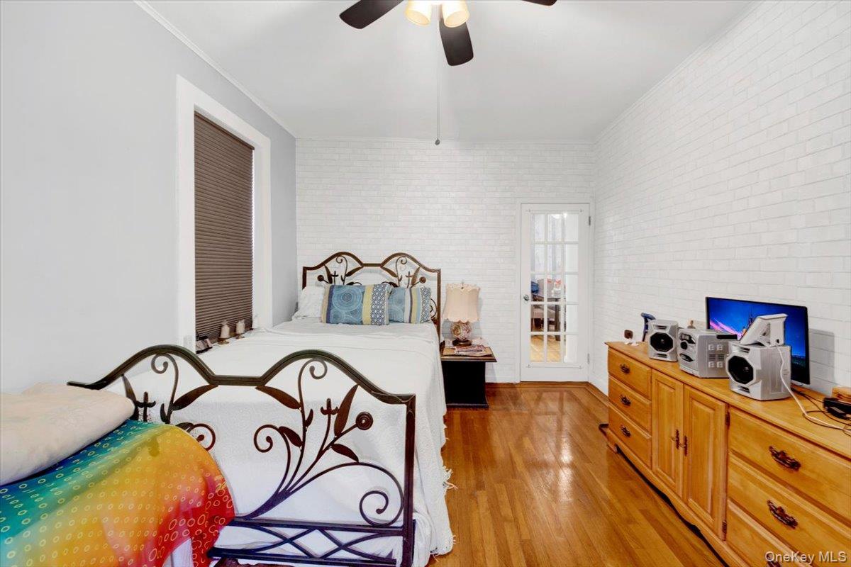 #8 photo, 2925 Matthews Avenue, Bronx , NY 10467