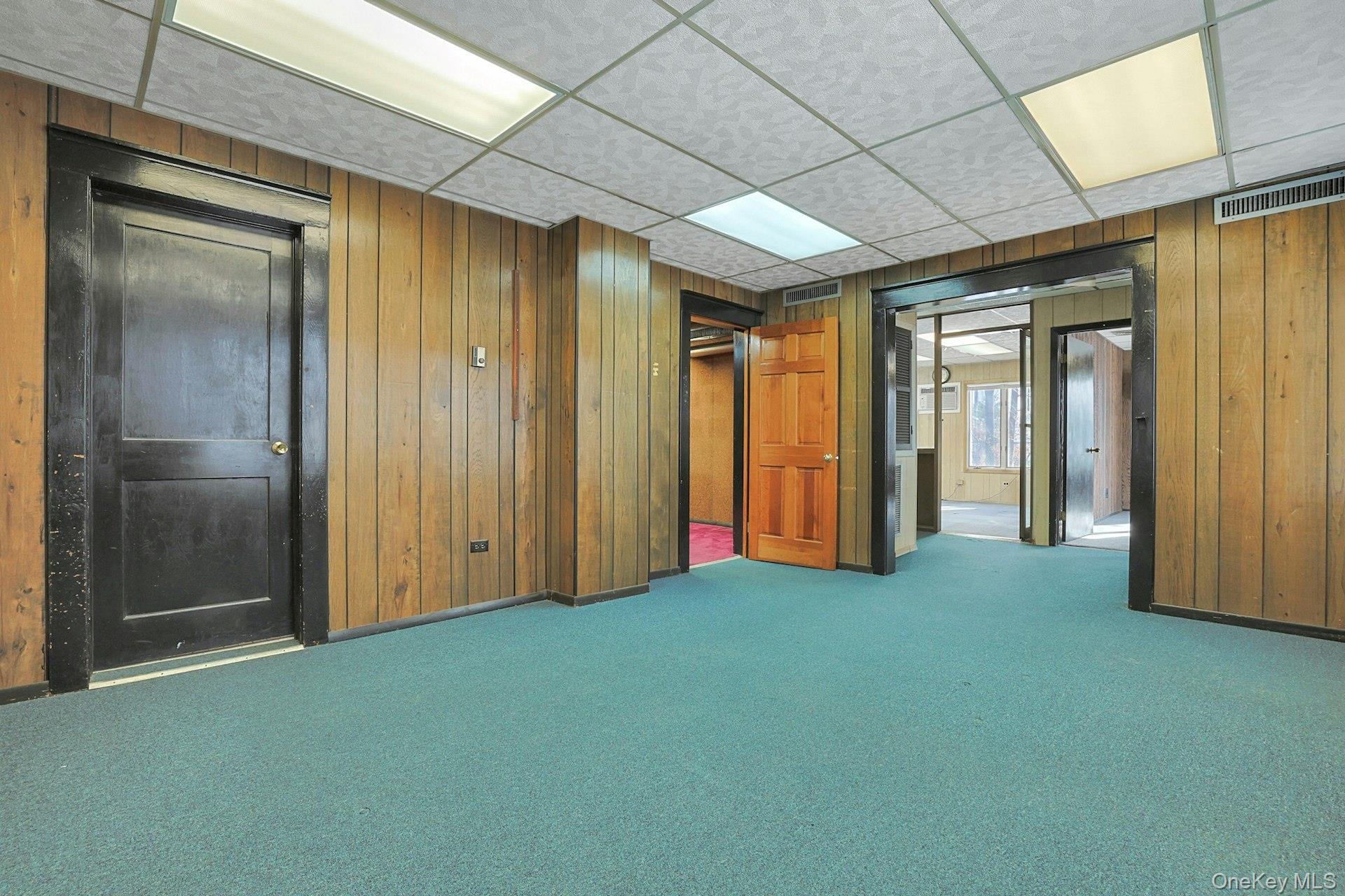 #8 photo, 162 Orange Avenue, Suffern , NY 10901