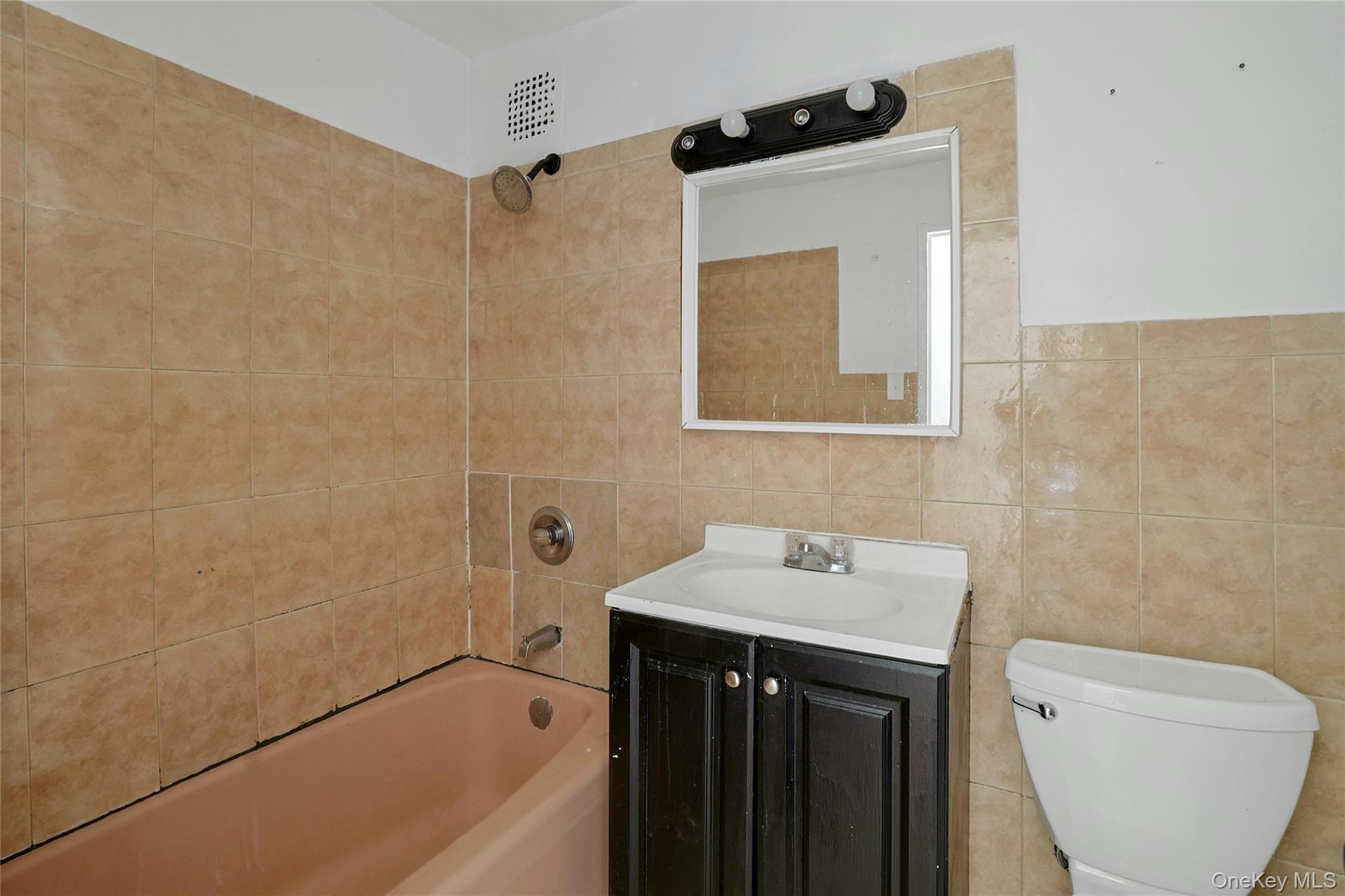 #11 photo, 2545 Sedgwick Avenue, Bronx , NY 10468