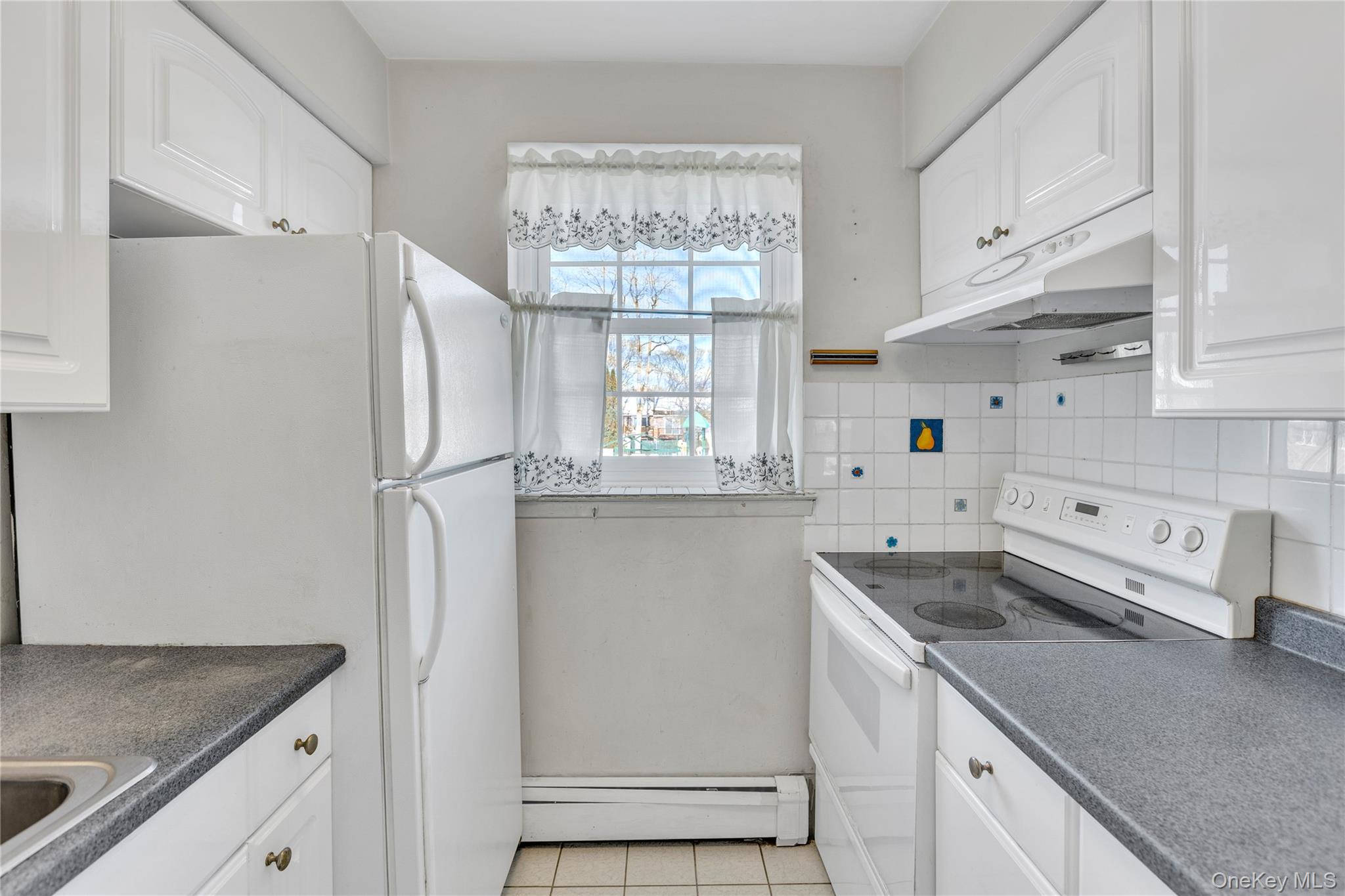 #8 photo, 1055 Village Drive, Hauppauge , NY 11788