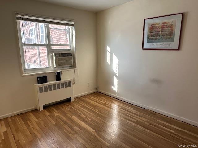 #9 photo, 16-26 212 Street, Куинс ‖ Bayside , NY 11360