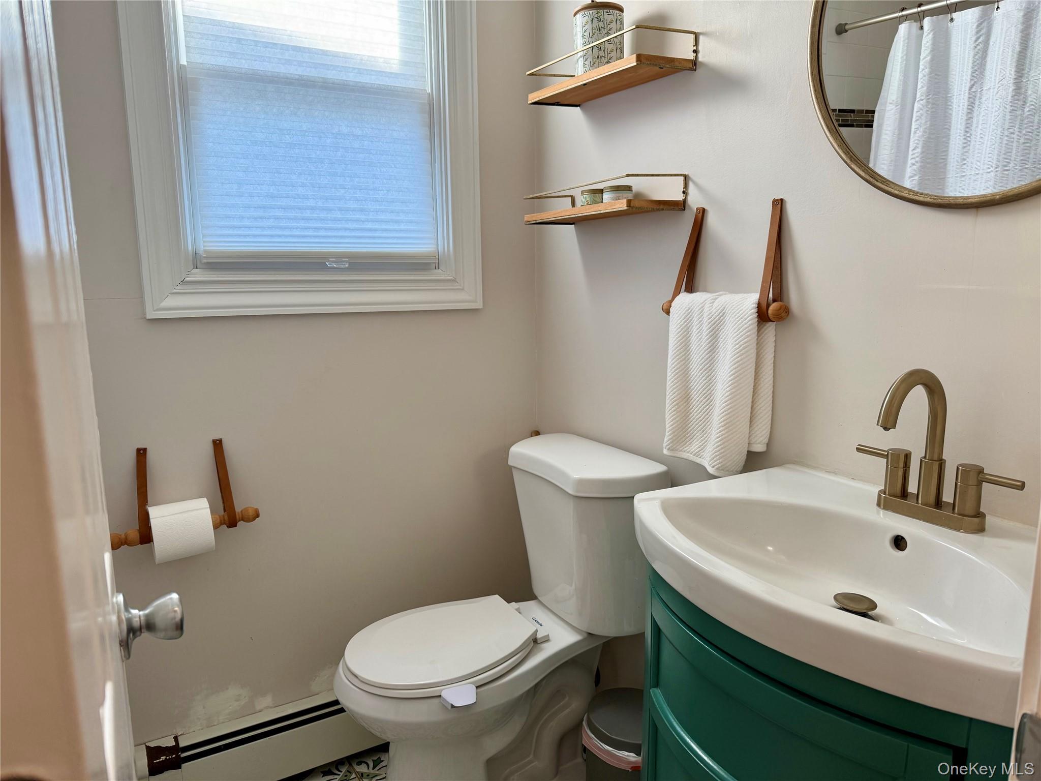 #11 photo, 3 Sperry Street, East Rockaway , NY 11518