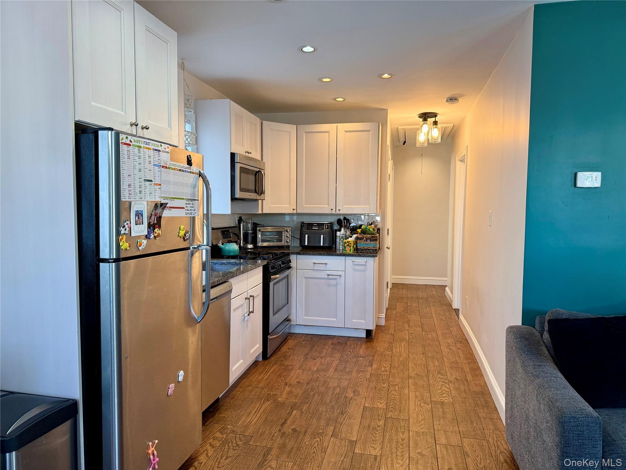 #6 photo, 3 Sperry Street, East Rockaway , NY 11518