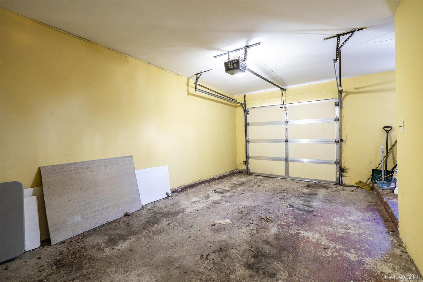 #17 photo, 143 Wellington Road, Elmont , NY 11003