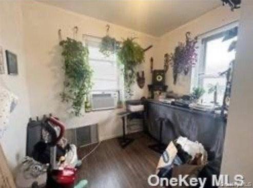 #4 photo, 21-78 35 Street, Astoria , NY 11105