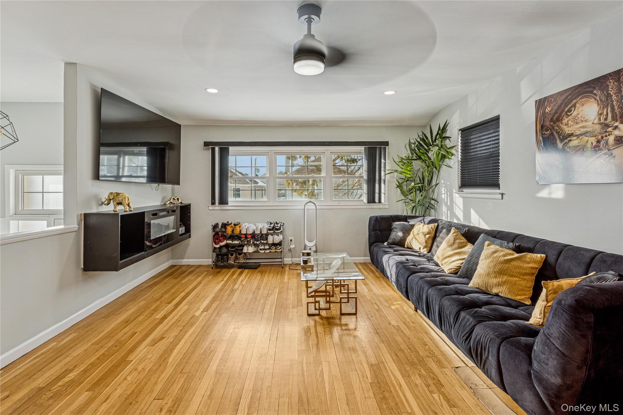 #3 photo, 17 Marina Road, Нассау ‖ Island Park , NY 11558