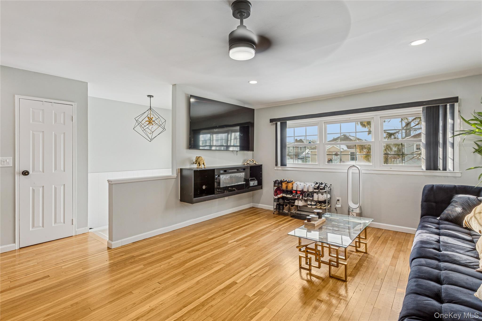 #4 photo, 17 Marina Road, Нассау ‖ Island Park , NY 11558