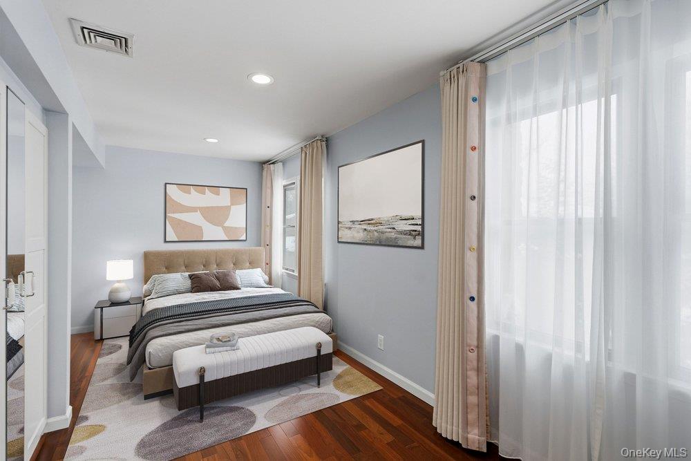 #14 photo, 43 Hunt Drive, Нассау ‖ Jericho , NY 11753