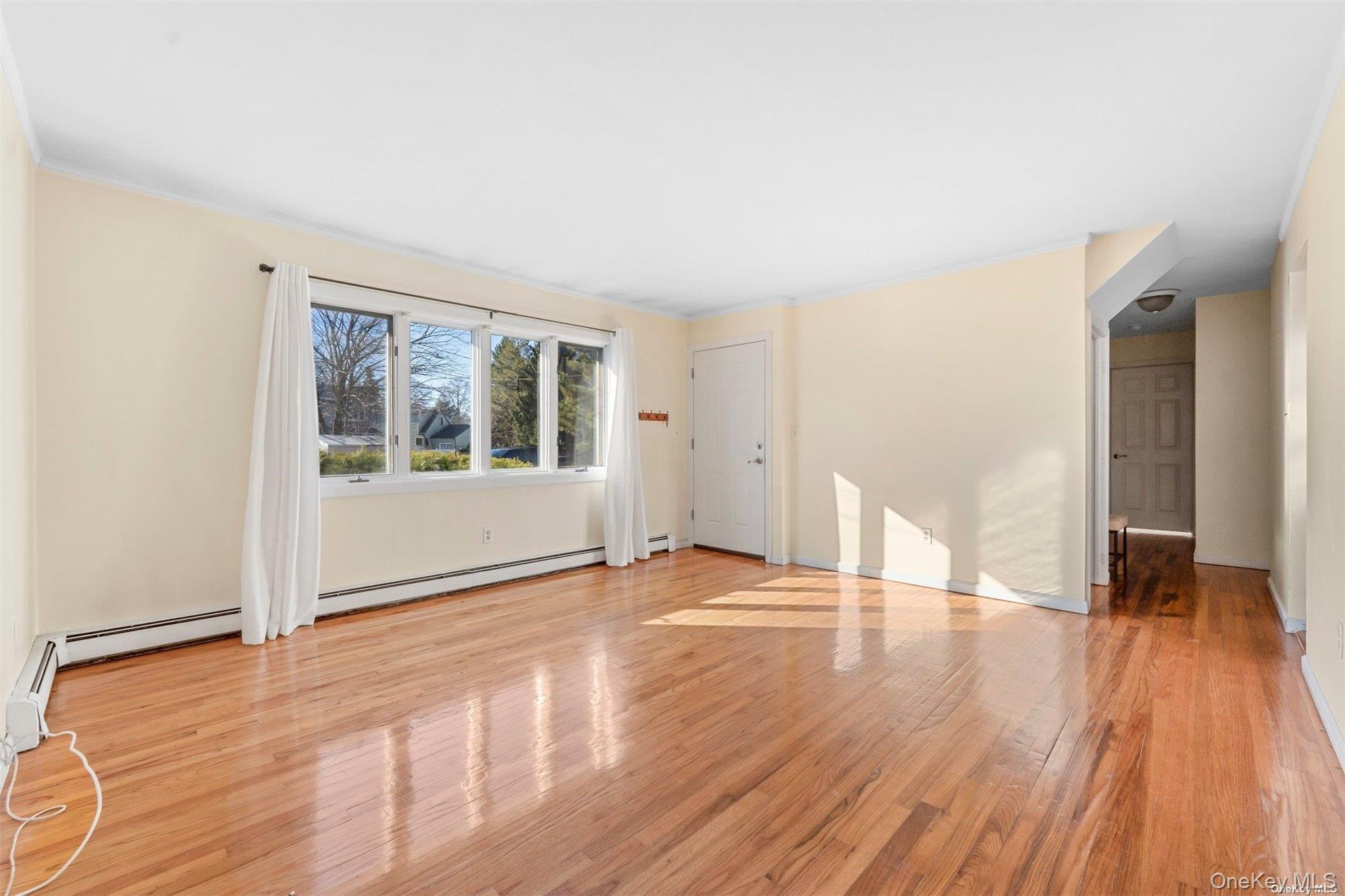 #3 photo, 4 Quaker Court, West Babylon , NY 11704