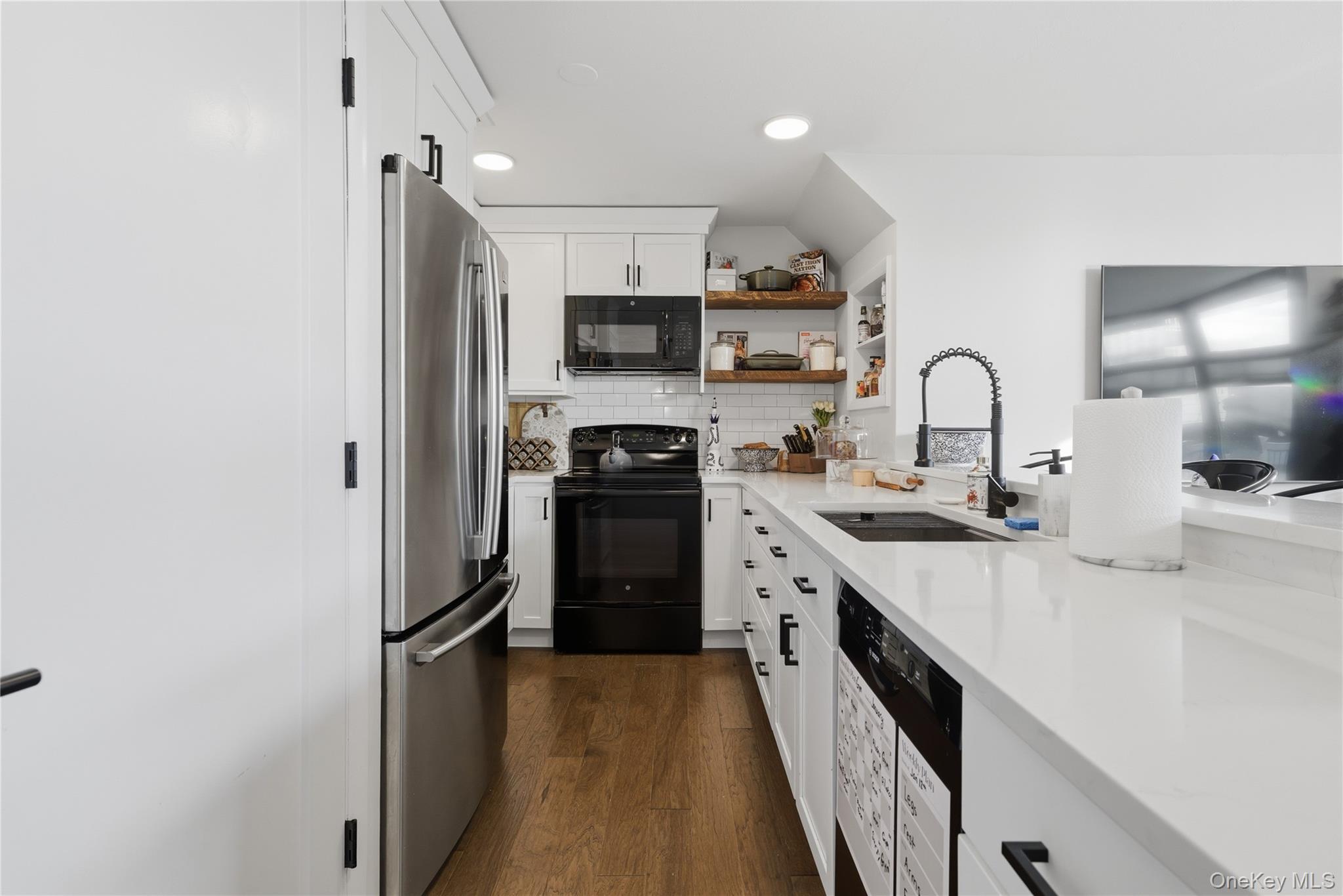 #11 photo, 523 W Broadway, Long Beach , NY 11561