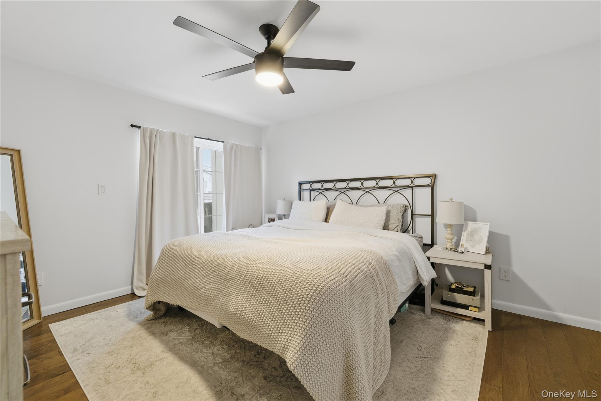 #14 photo, 523 W Broadway, Long Beach , NY 11561