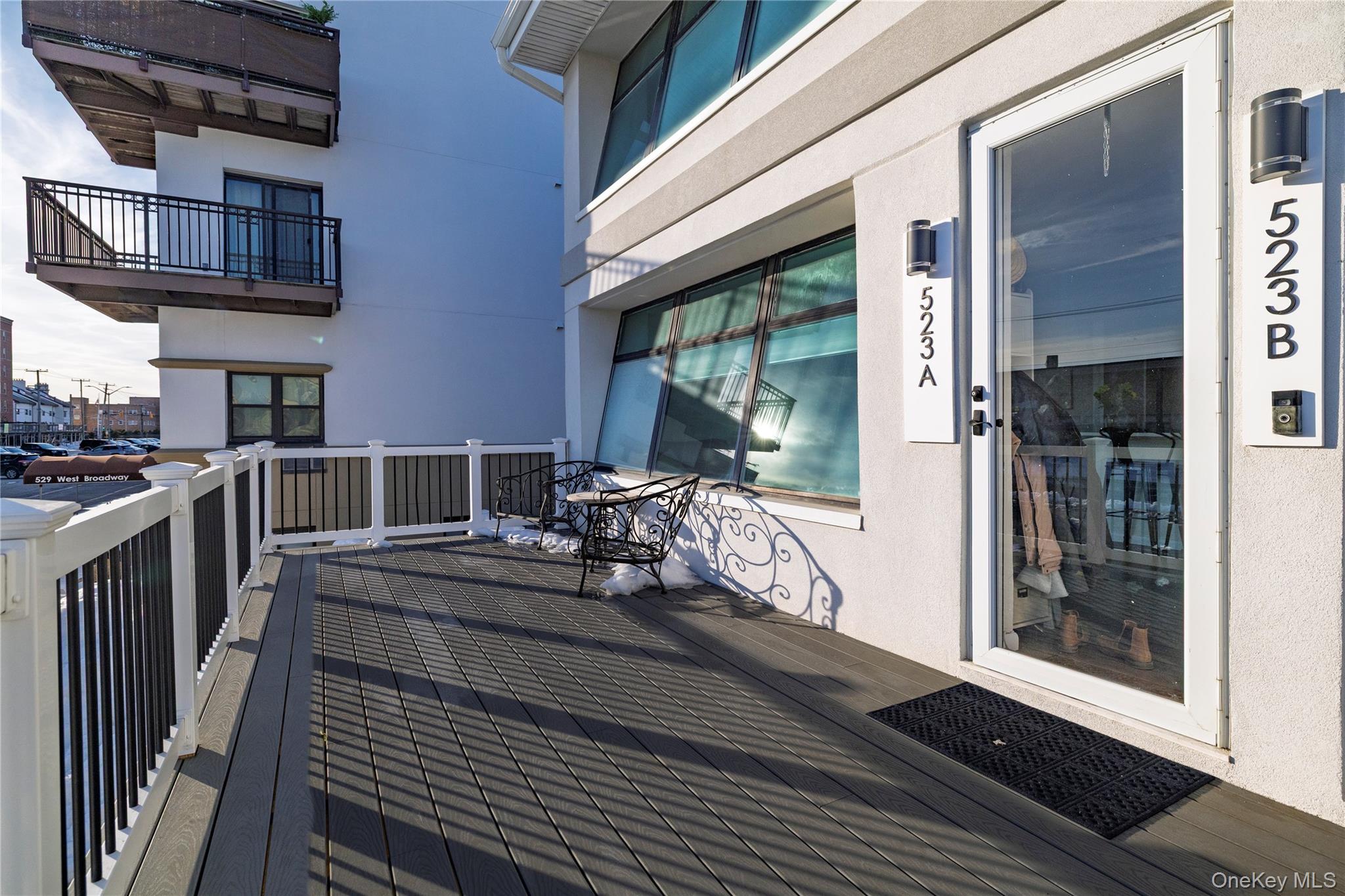 #5 photo, 523 W Broadway, Long Beach , NY 11561