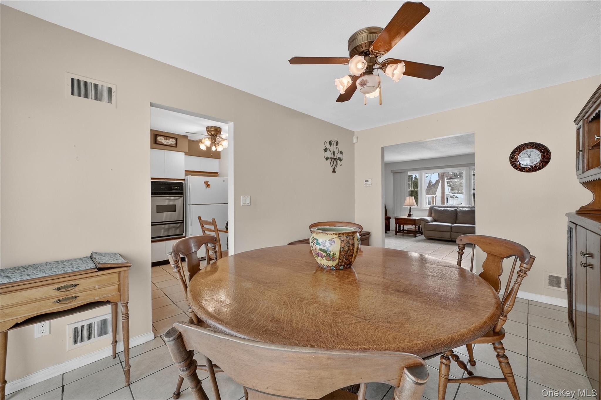 #14 photo, 40 AKA 38 Grange Avenue, Yonkers , NY 10710