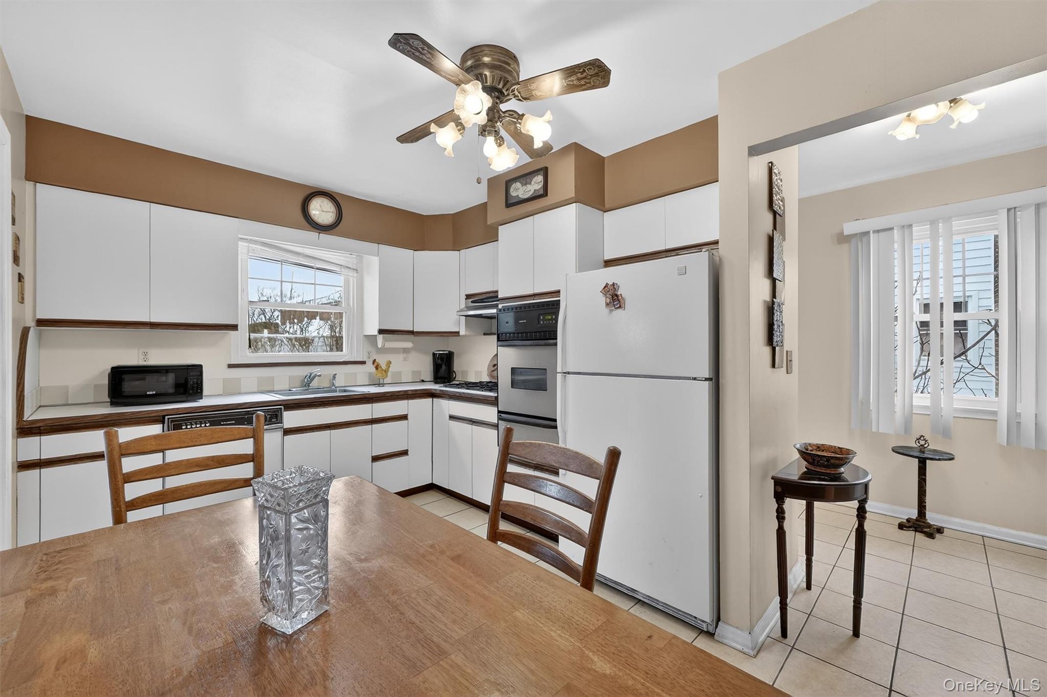 #6 photo, 40 AKA 38 Grange Avenue, Yonkers , NY 10710