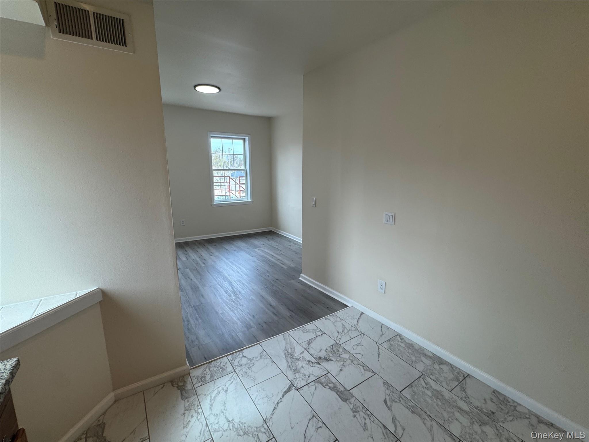 #10 photo, 284 Main Street, Beacon , NY 12508