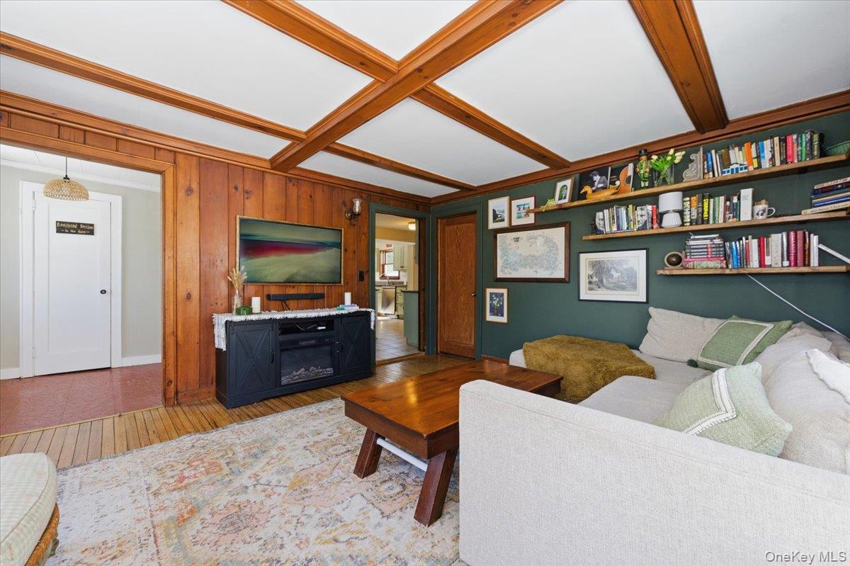 #7 photo, 41 Plumbrook Road, Katonah , NY 10536