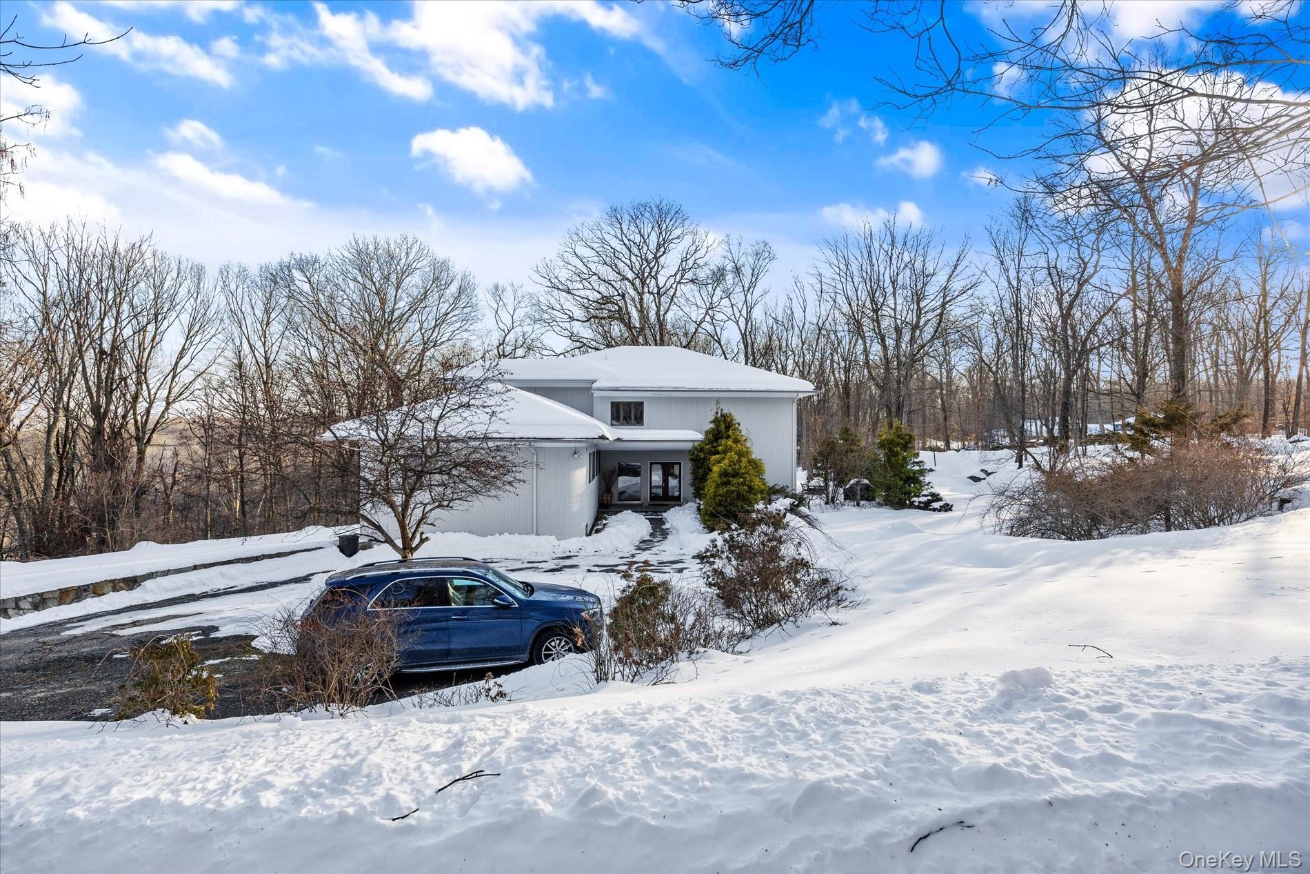 #1 photo, 10 Rustling Lane, Bedford , NY 10506