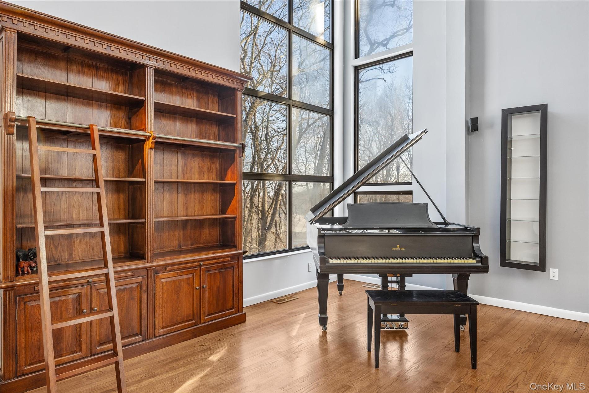 #10 photo, 10 Rustling Lane, Bedford , NY 10506