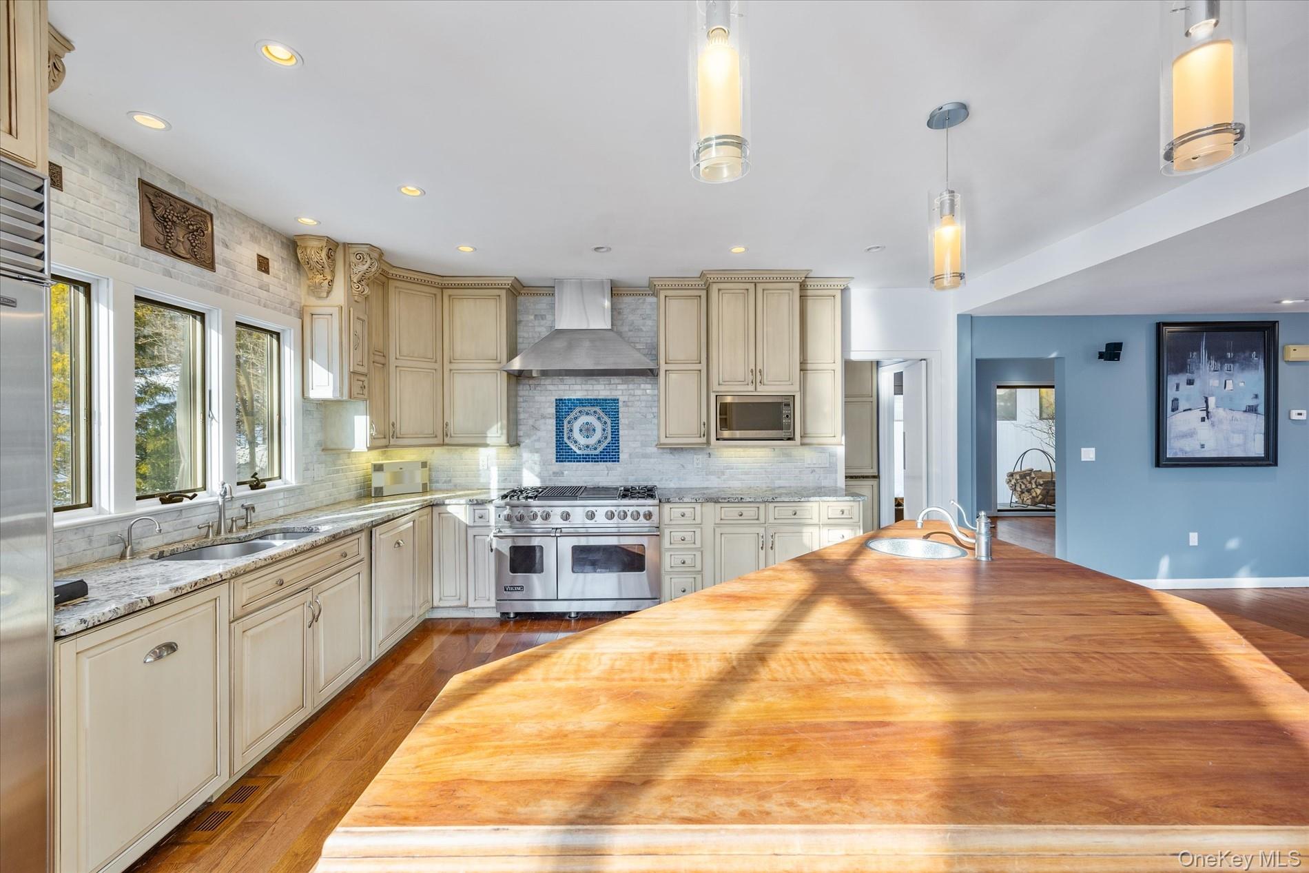 #14 photo, 10 Rustling Lane, Bedford , NY 10506