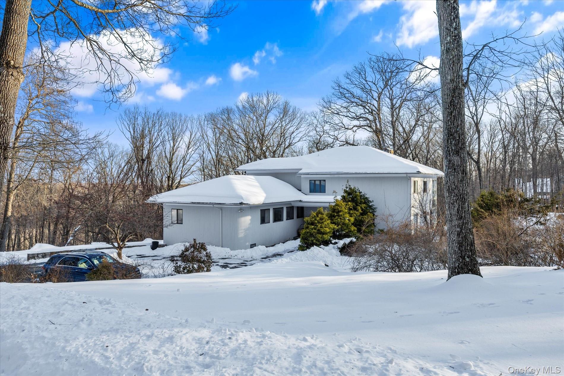 #2 photo, 10 Rustling Lane, Bedford , NY 10506