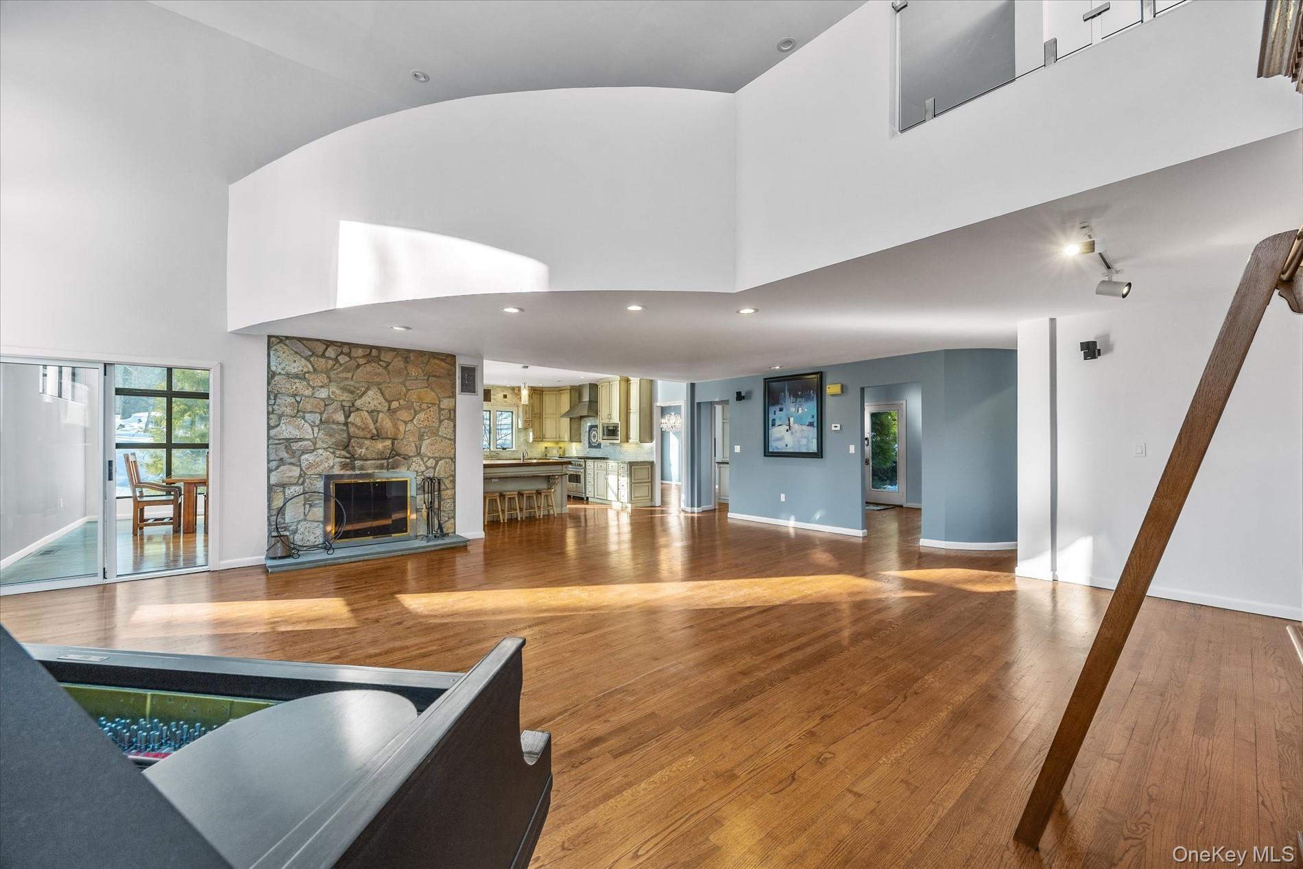 #9 photo, 10 Rustling Lane, Bedford , NY 10506