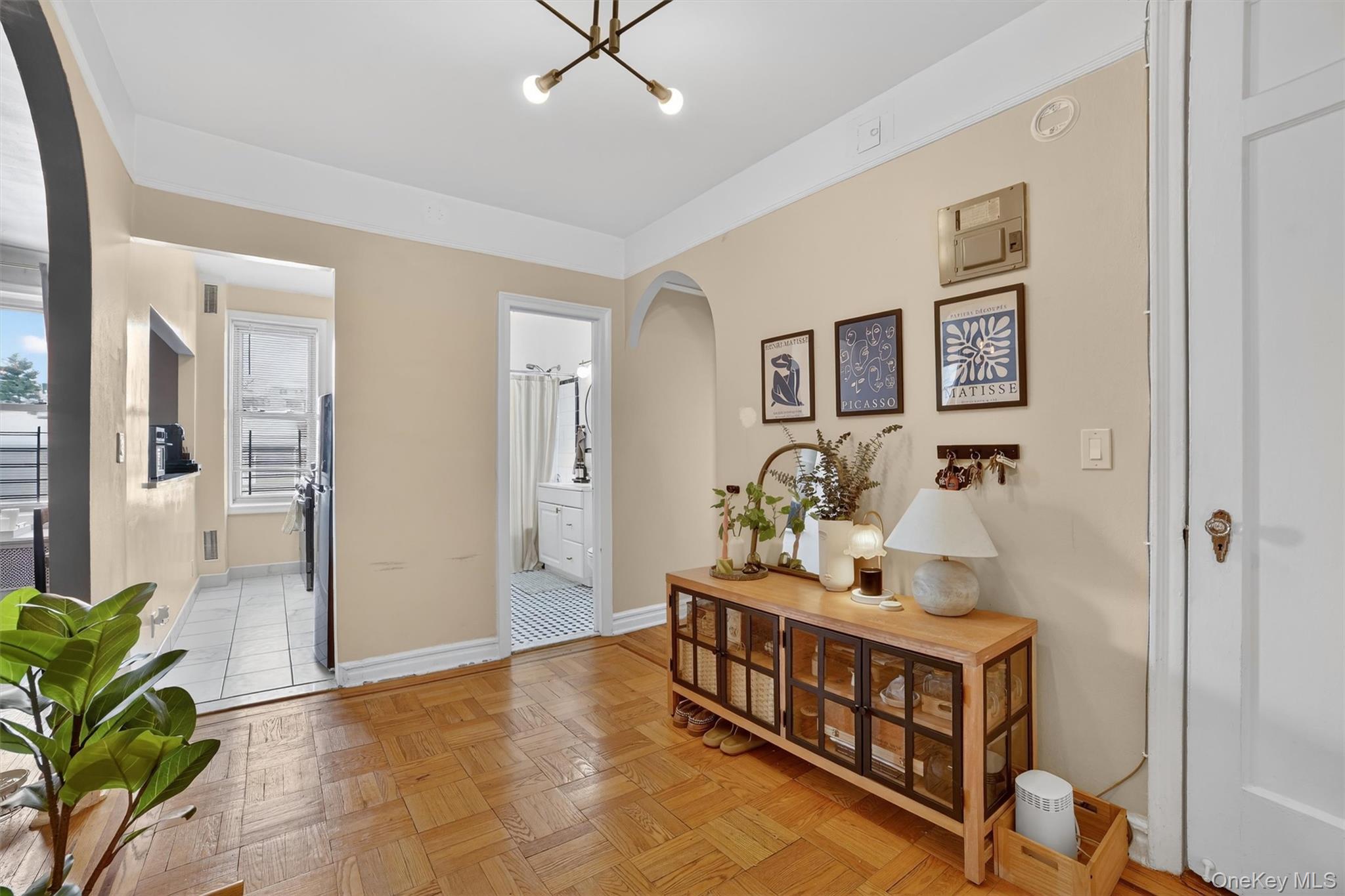 #5 photo, 219 Bronx River Road, Yonkers , NY 10704