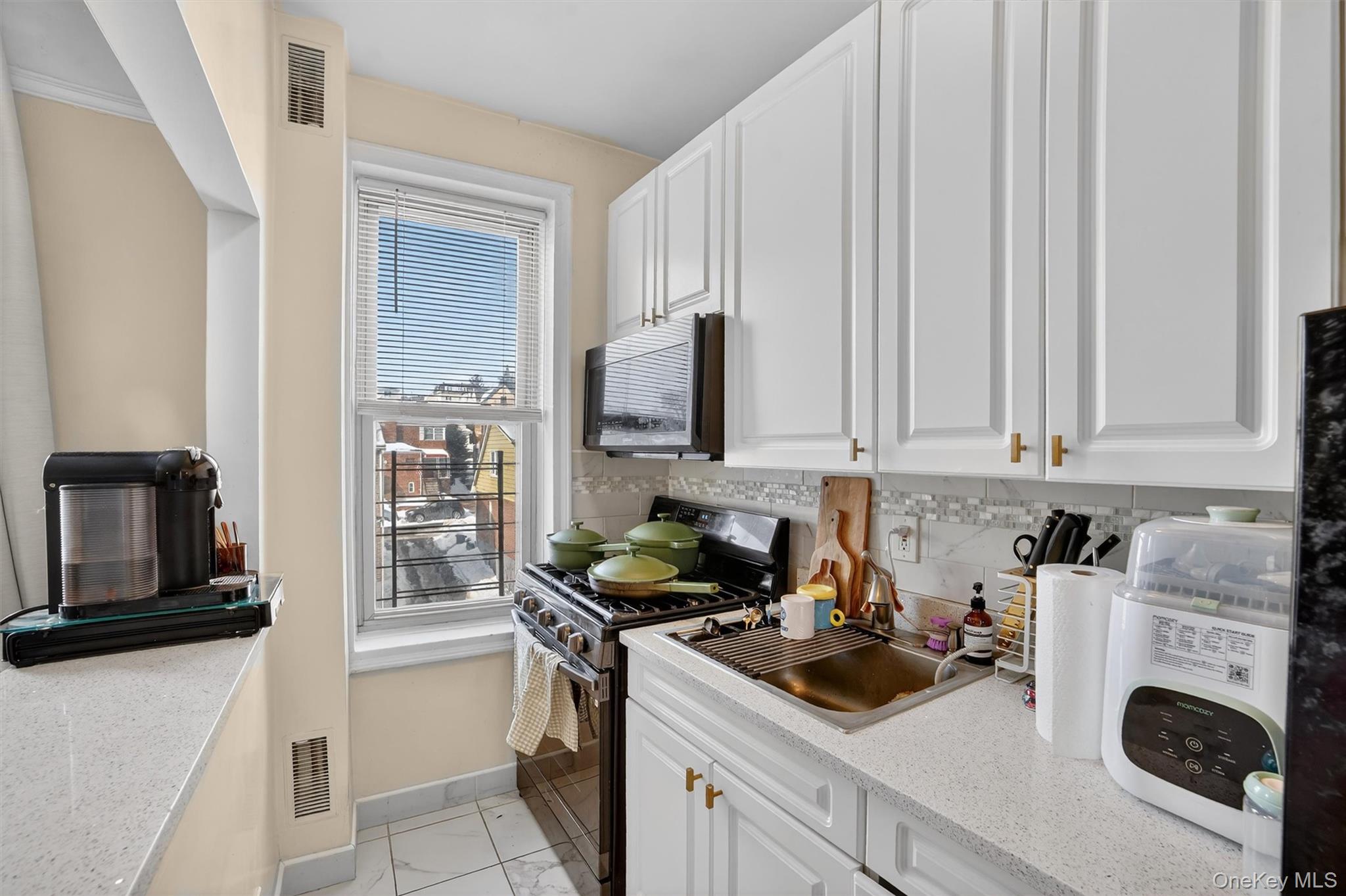 #8 photo, 219 Bronx River Road, Yonkers , NY 10704