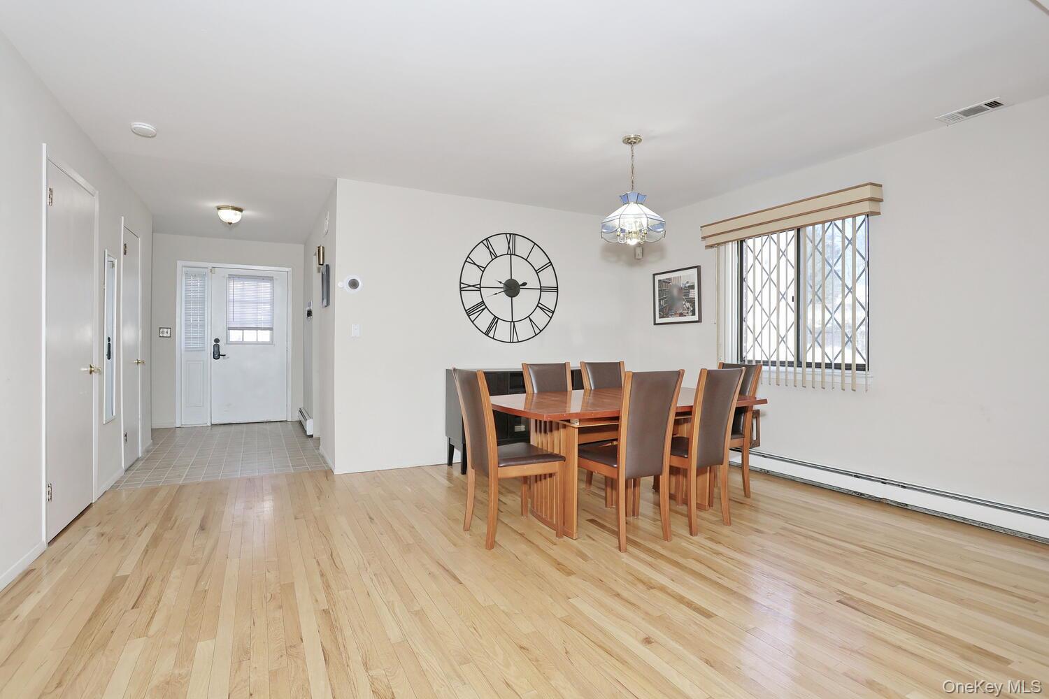 #2 photo, 25 Buckingham Court, Pomona , NY 10970